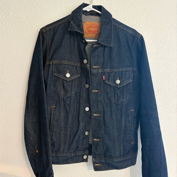 Levi's Dark Blue Denim Jacket - Picture 1 of 6